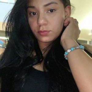 Meet your Posher, Sandra